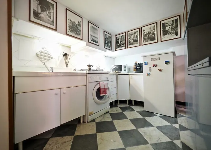 Dimora Degli Incrociati - Brignole Fiera - Genovabb It